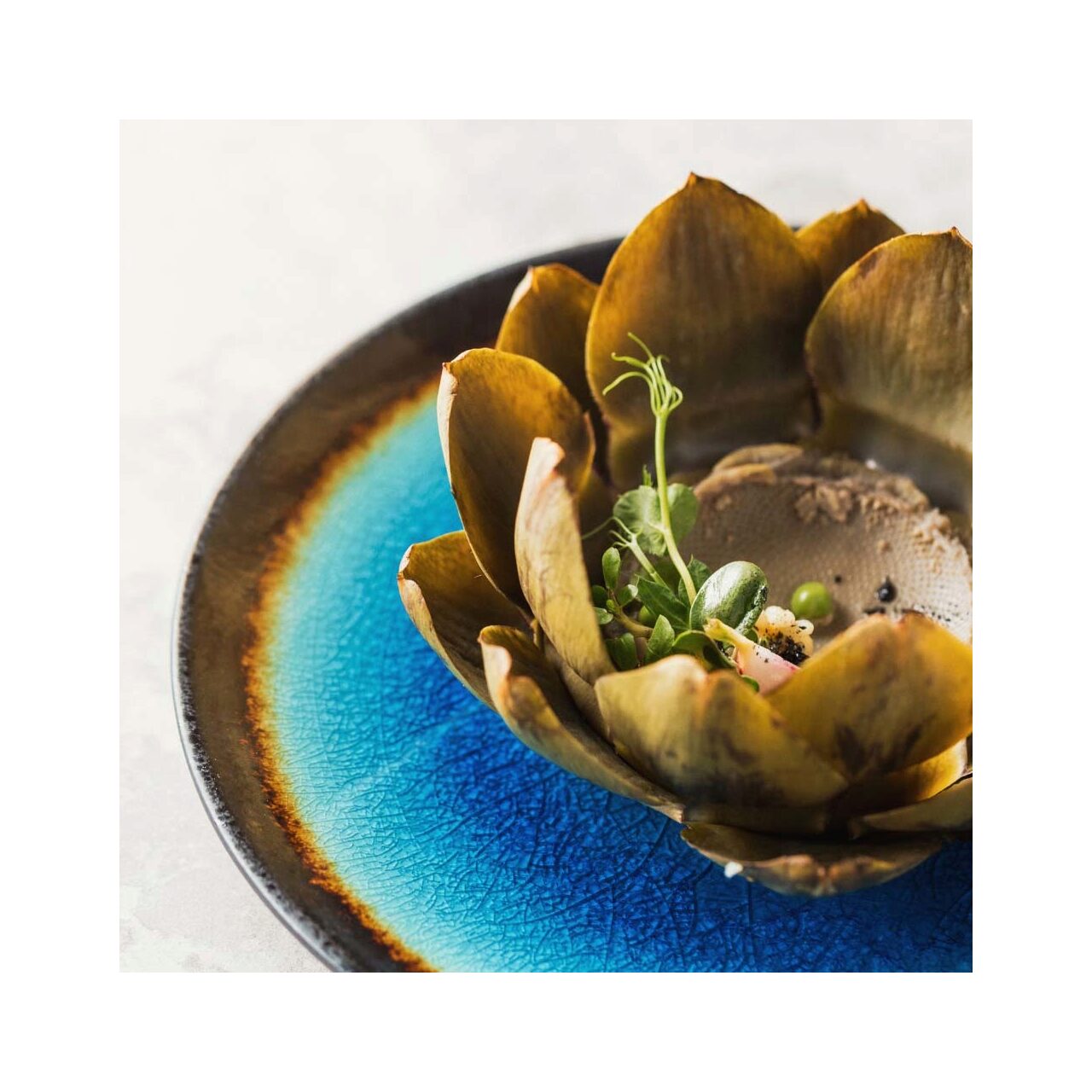 Farfurie Fine Dine, colectia Lazur, diametru 254 mm, portelan decorat manual - Image 16